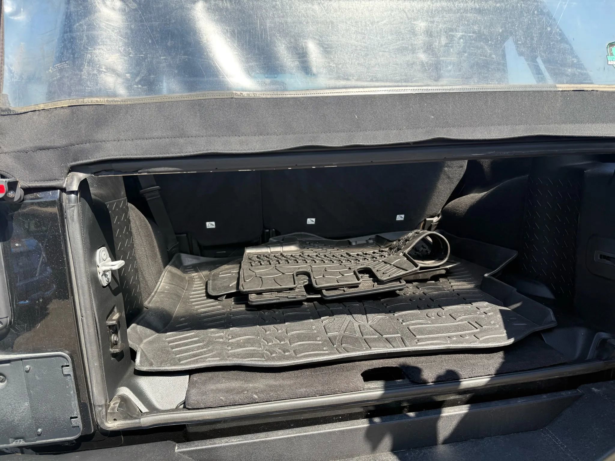 Used 2016 Jeep Wrangler Unlimited Sport w/ Connectivity Group image 17