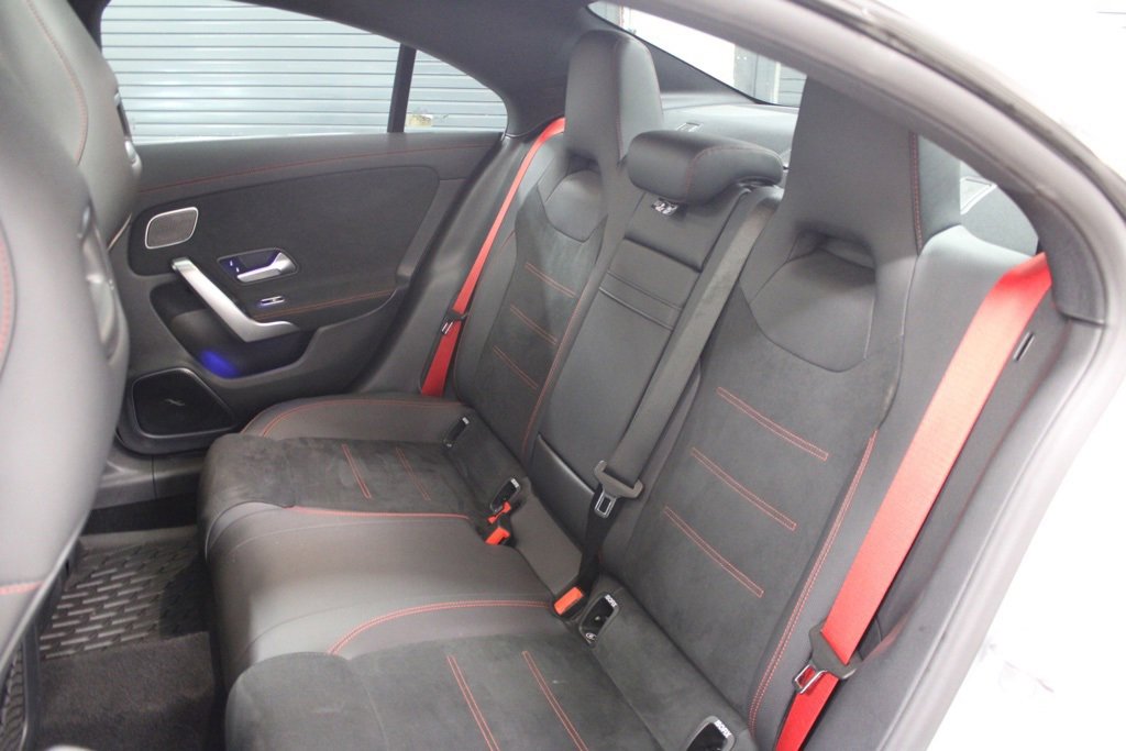 Used 2025 Mercedes-Benz CLA 35 AMG 4MATIC image 33