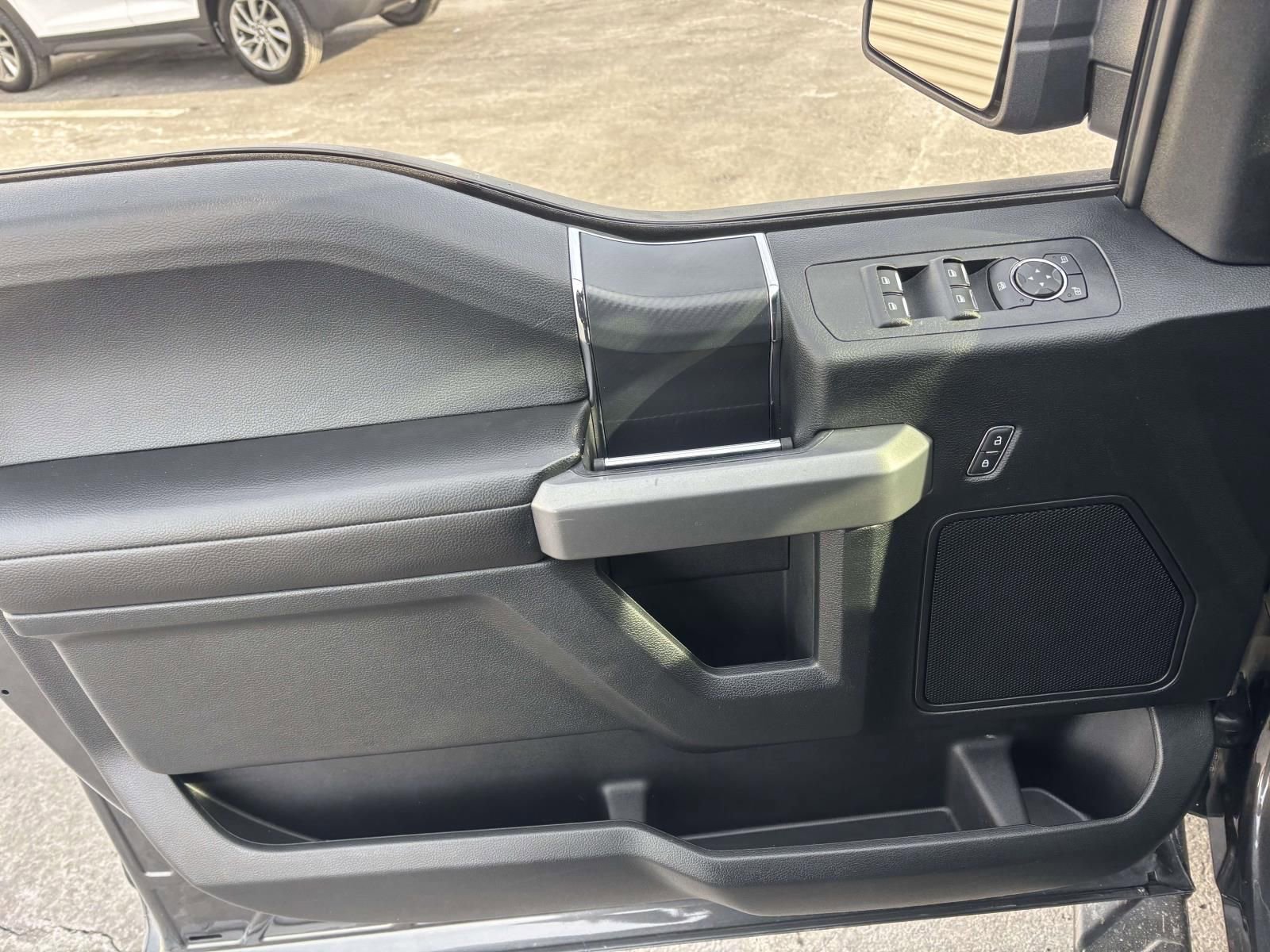 Used 2018 Ford F150 XLT w/ Equipment Group 302A Luxury image 13