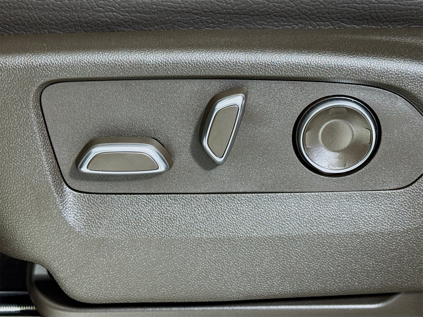 Used 2026 GMC Sierra 1500 Denali w/ Denali Reserve Package image 19