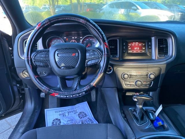 Used 2015 Dodge Charger SE w/ Popular Equipment Group RWD image 8