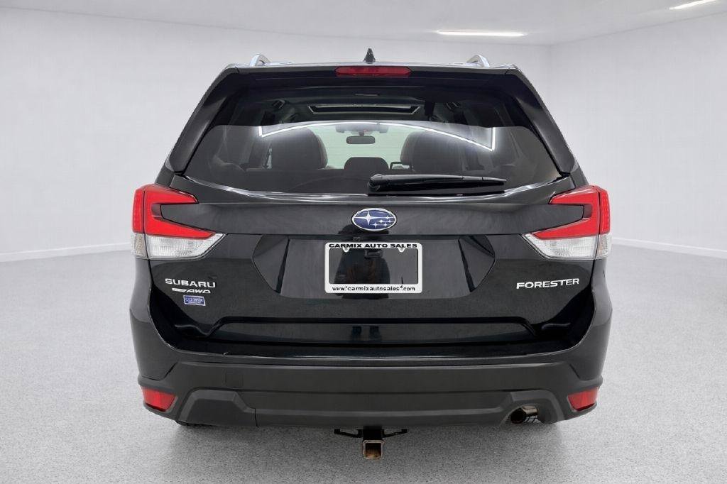 Used 2019 Subaru Forester Premium w/ All-Weather Package AWD/4WD image 4