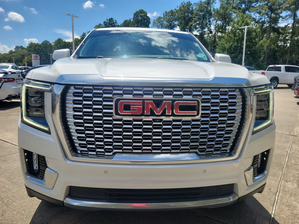Used 2023 GMC Yukon Denali w/ Denali Reserve Package RWD image 11