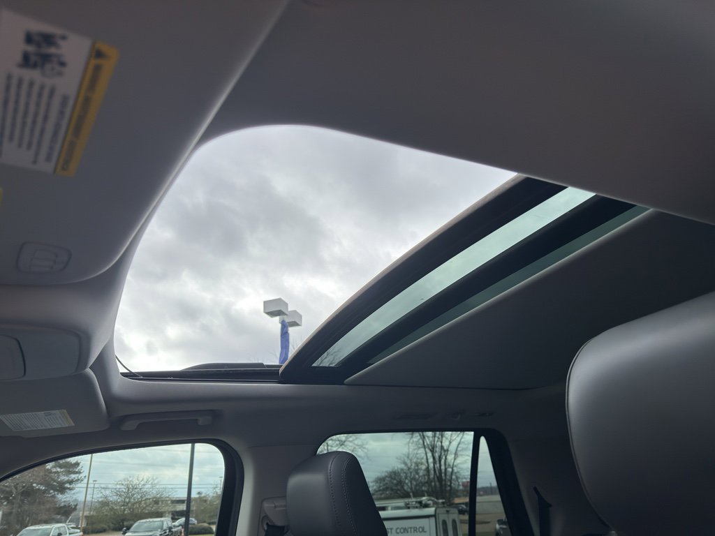 Used 2025 Ford Expedition Active image 22