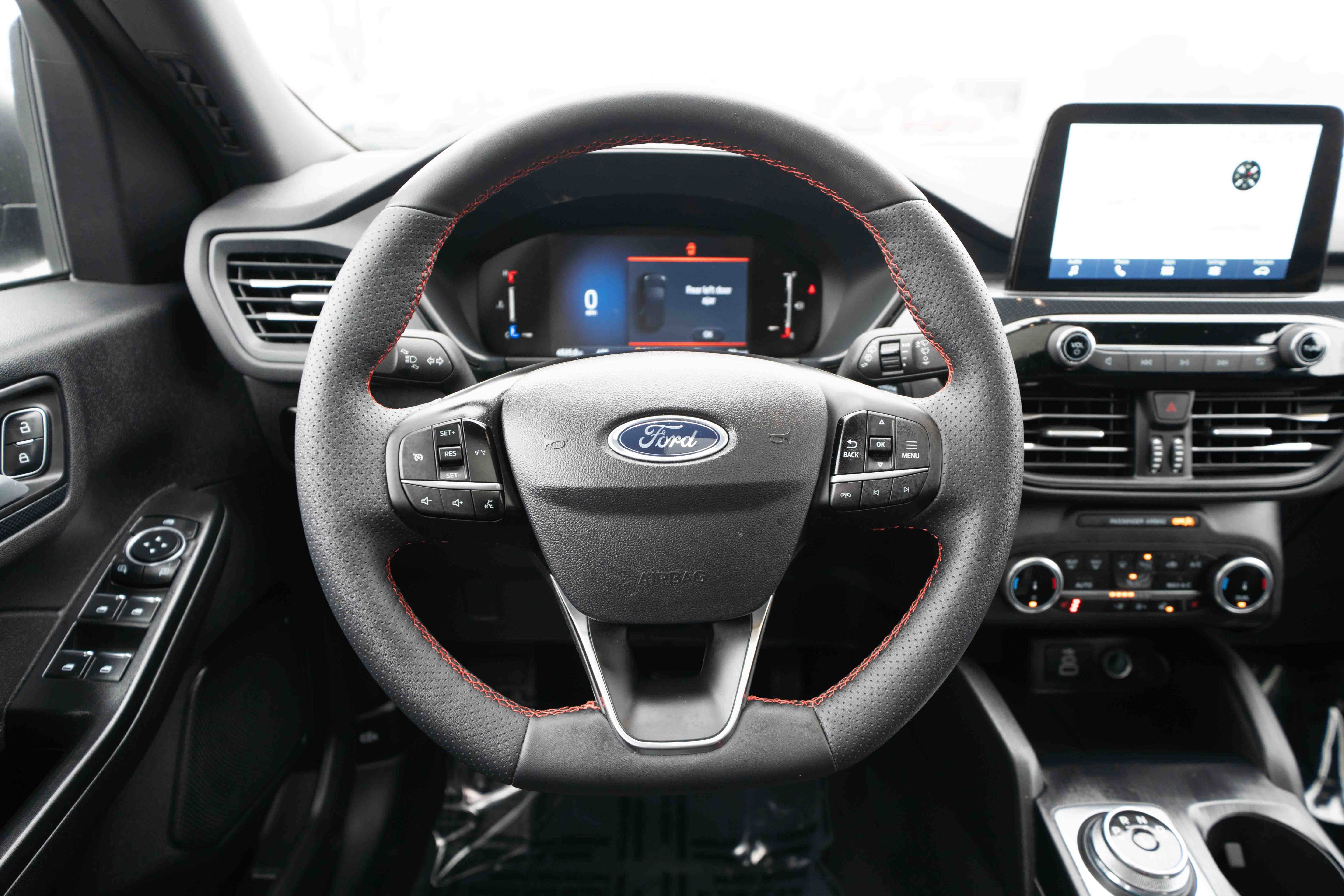 Used 2025 Ford Escape ST-Line w/ Cold Weather Package image 21