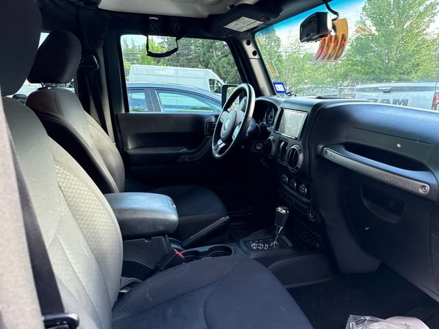 Used 2015 Jeep Wrangler Sport w/ Quick Order Package 24S AWD/4WD image 8