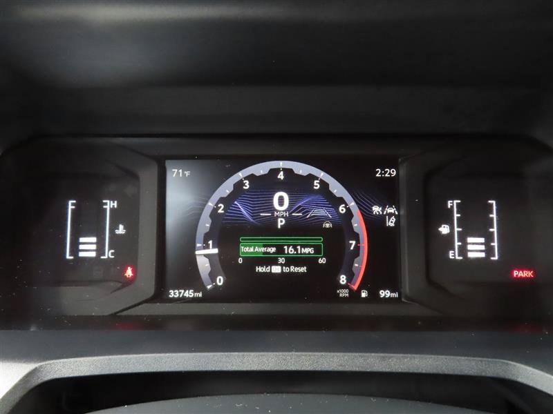 Used 2025 Toyota 4Runner SR5 AWD/4WD image 15