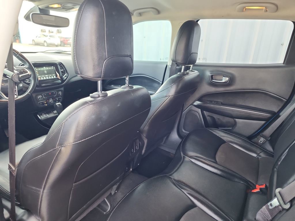 Used 2020 Jeep Compass Latitude image 38