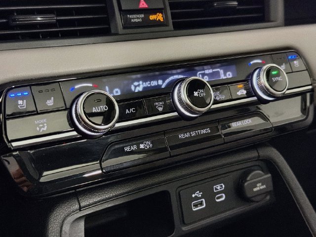 Used 2025 Honda Pilot Elite image 20