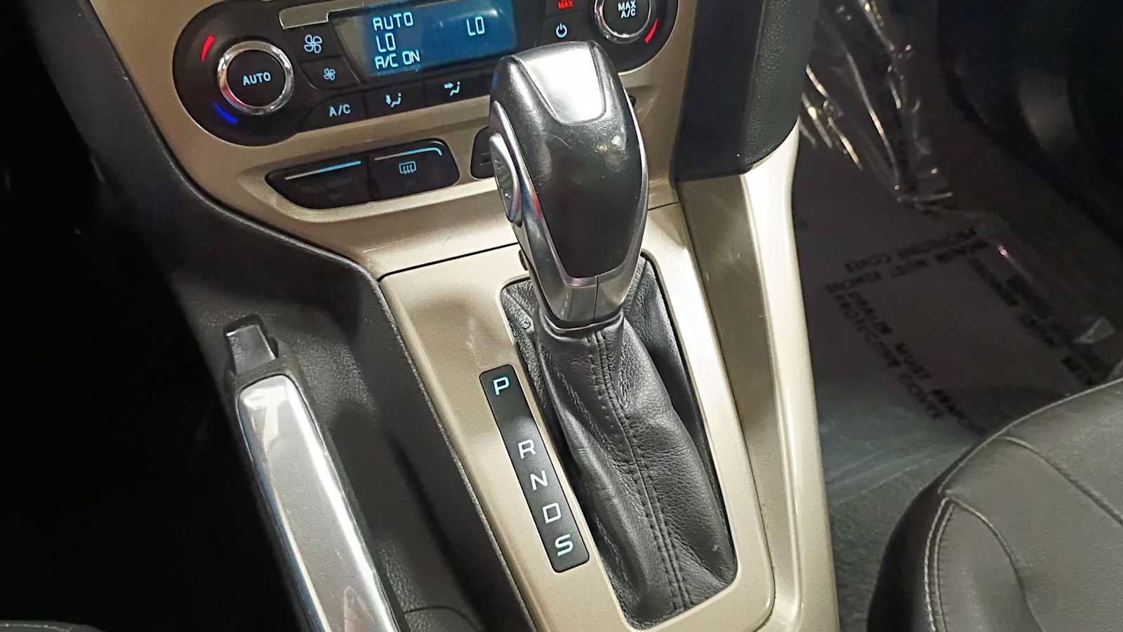 Used 2012 Ford Focus SEL FWD image 20