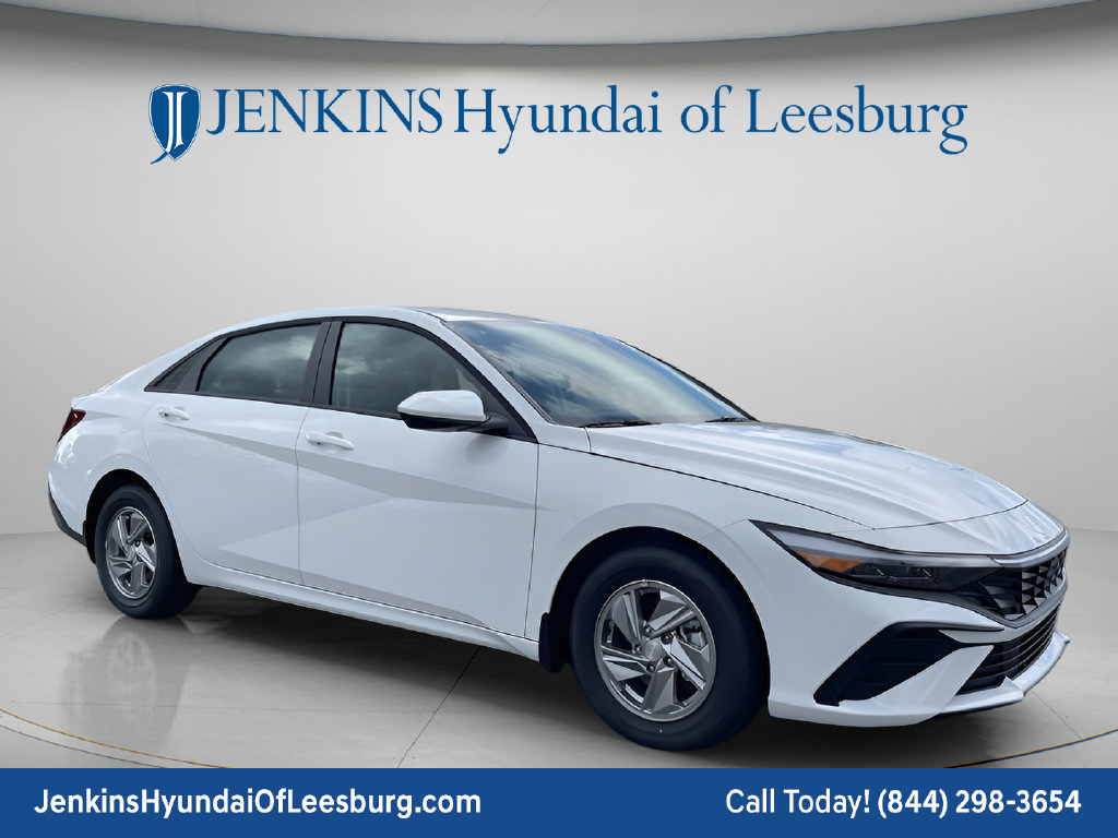 New 2026 Hyundai Elantra SE