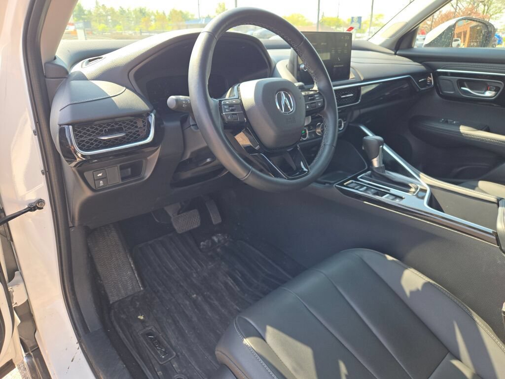 Used 2025 Acura ADX AWD image 25