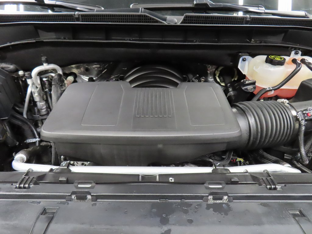 Used 2023 GMC Yukon SLE image 25