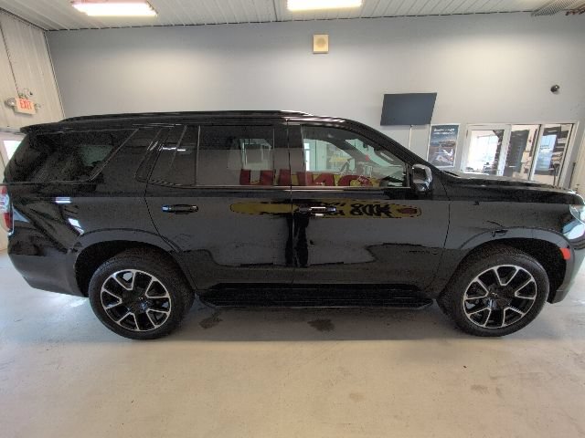 Used 2022 Chevrolet Tahoe RST w/ Luxury Package AWD/4WD image 6