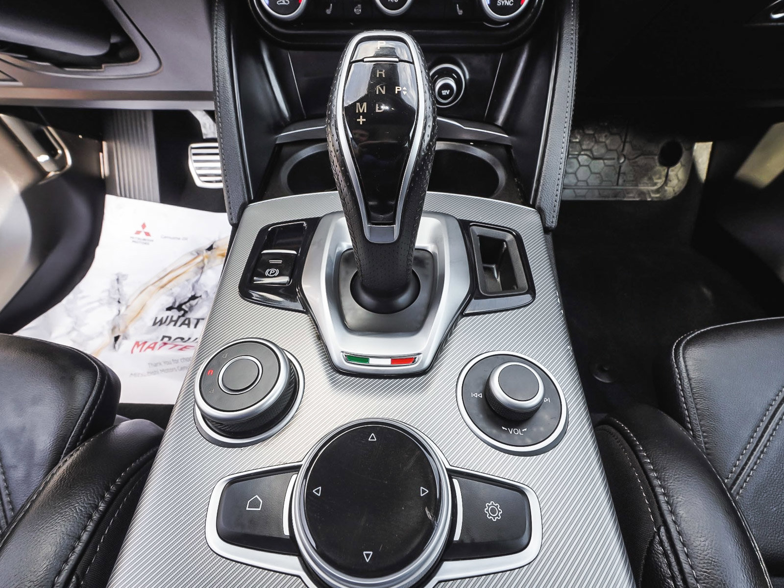 Used 2023 Alfa Romeo Stelvio Veloce image 24