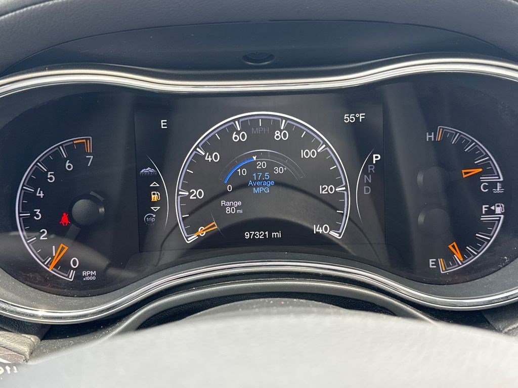 Used 2020 Jeep Grand Cherokee Overland image 28