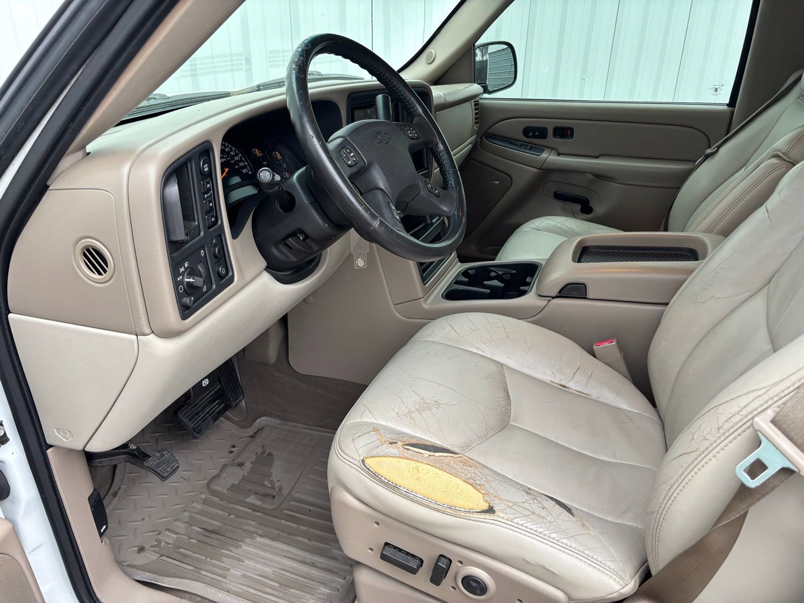 Used 2005 Chevrolet Avalanche Z71 w/ Preferred Equipment Group image 16