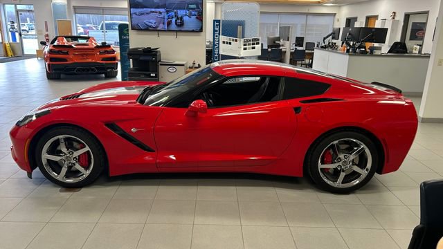 Used 2014 Chevrolet Corvette Stingray Coupe w/ 2LT Preferred Equipment Group image 5
