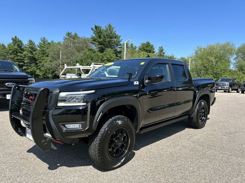 Used 2025 Nissan Frontier PRO-4X AWD/4WD image 7