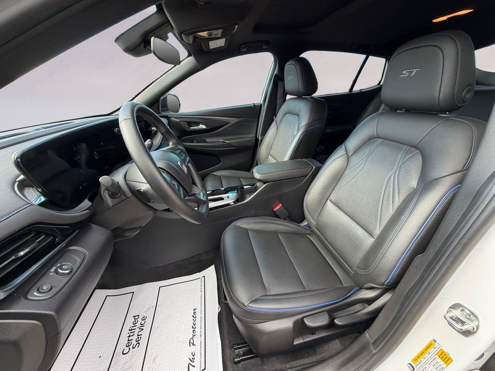Used 2025 Buick Envista Sport Touring w/ Experience Buick Package FWD image 9