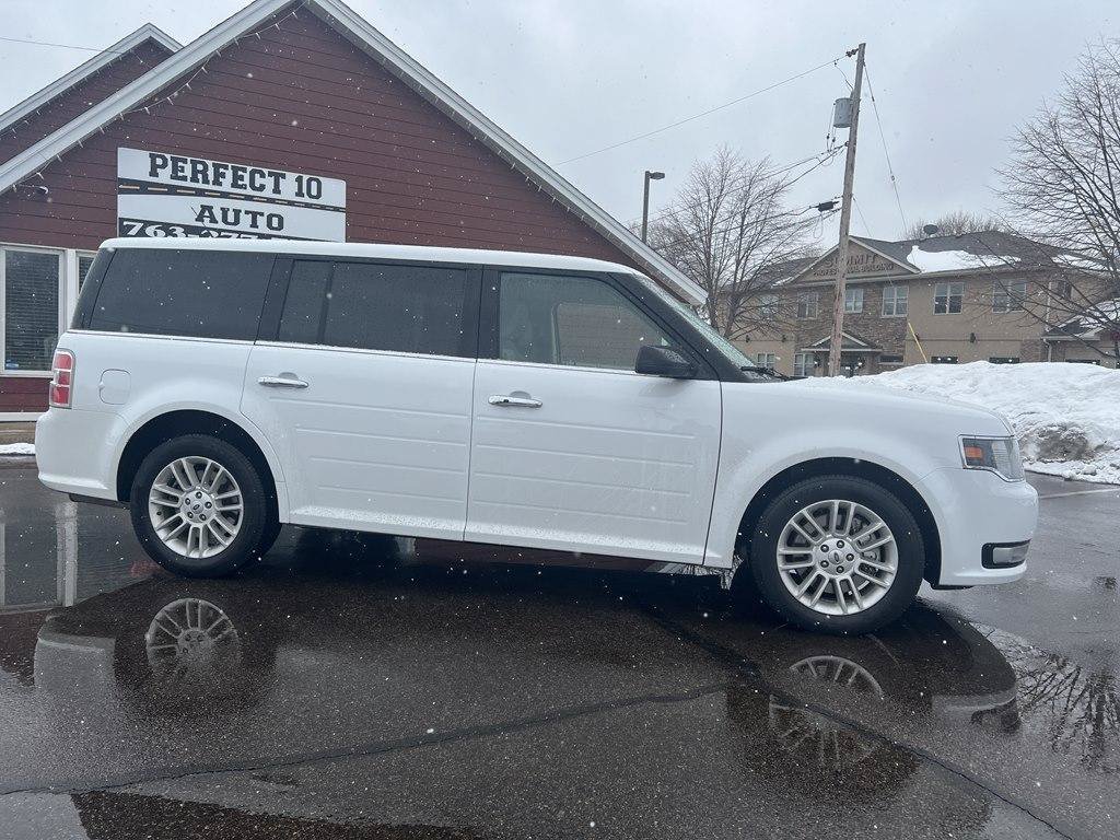 Used 2019 Ford Flex SEL AWD/4WD image 4