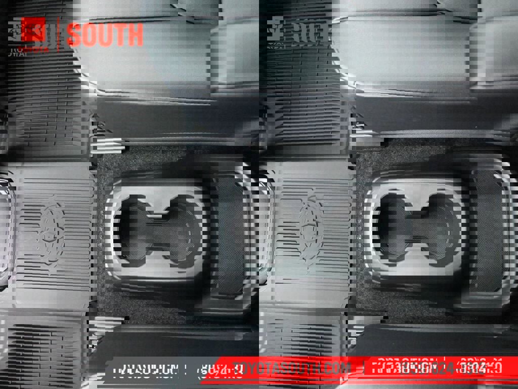 New 2026 Toyota Highlander XLE image 30