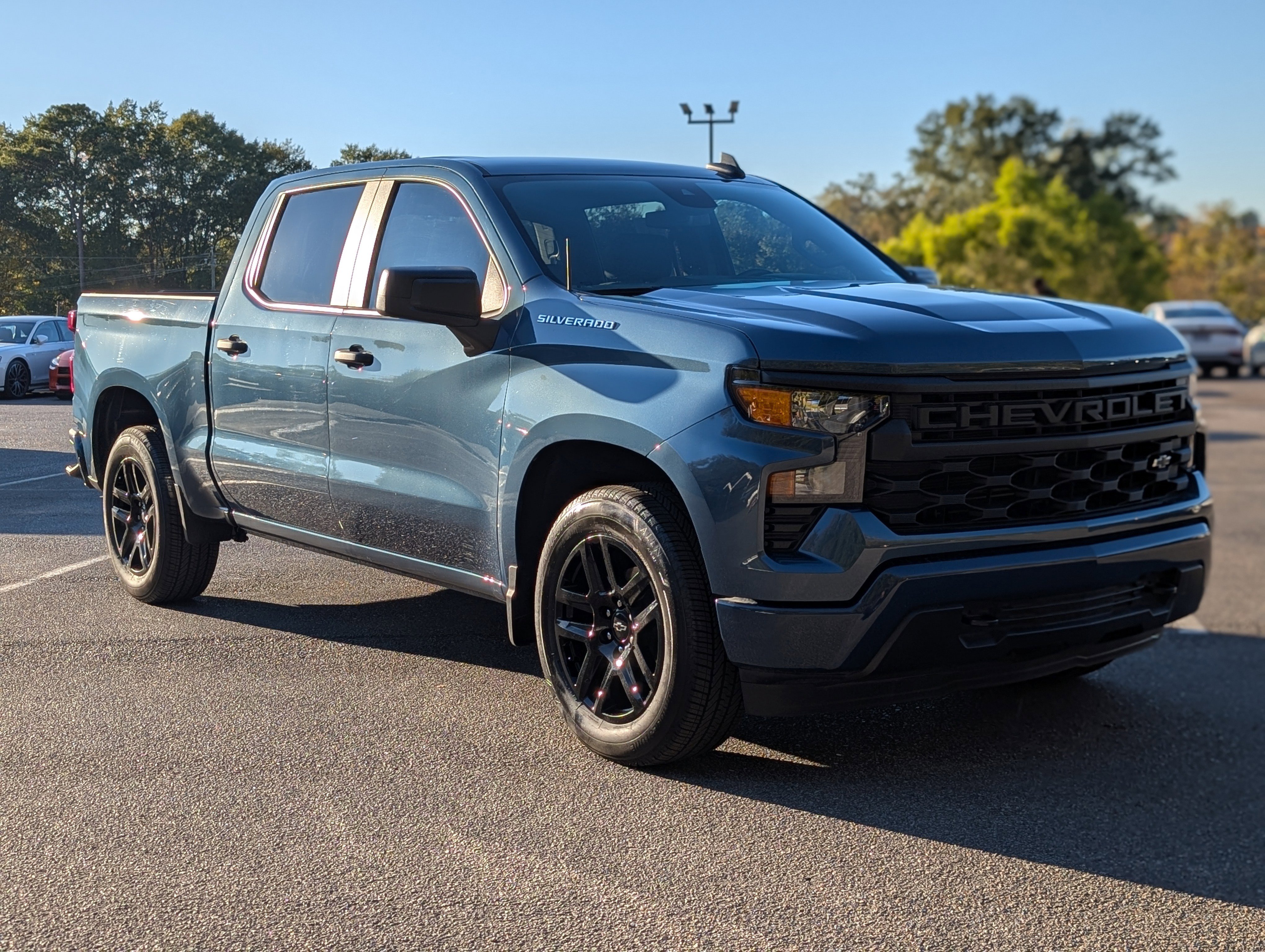Used 2024 Chevrolet Silverado 1500 Custom image 11