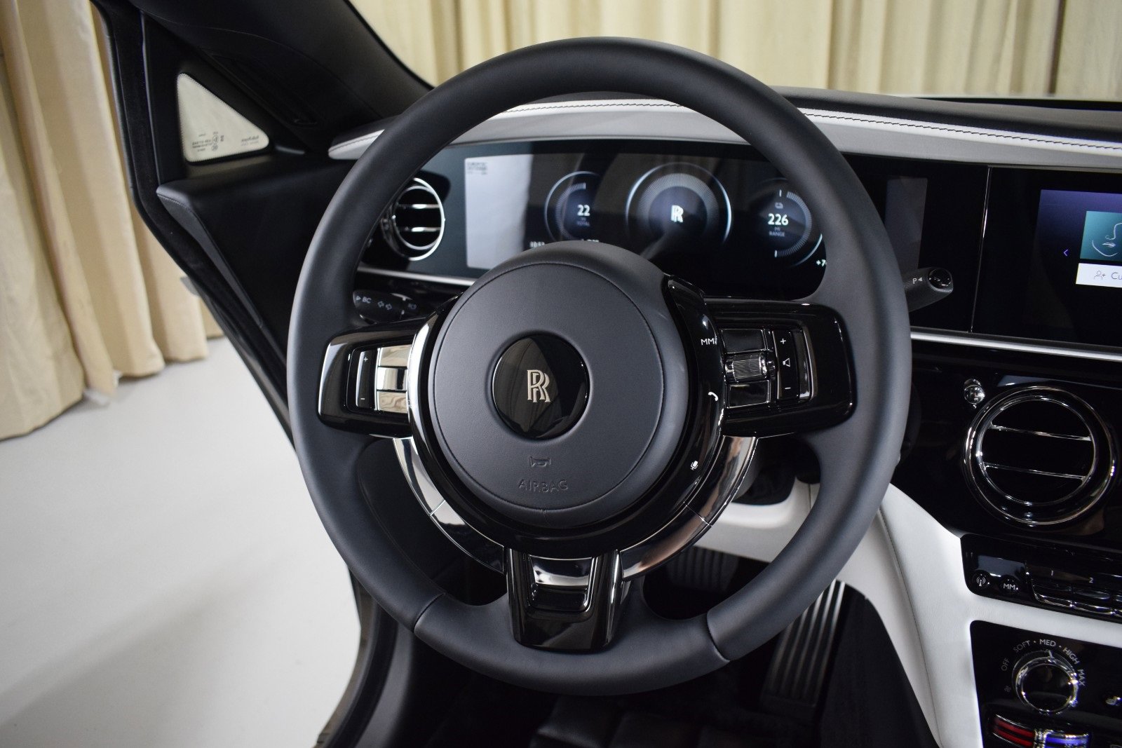 New 2024 Rolls-Royce Spectre w/ Spectre Launch Package image 26