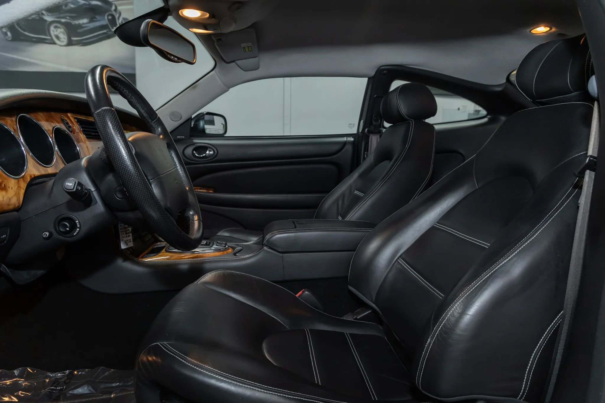 Used 2006 Jaguar XK8 Coupe image 14