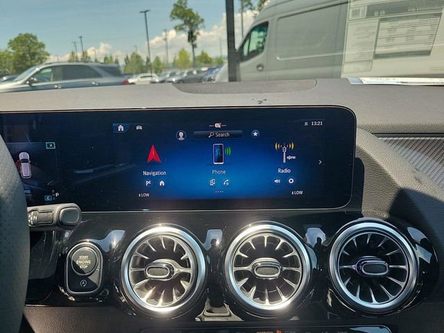 New 2025 Mercedes-Benz GLA 35 AMG 4MATIC image 29