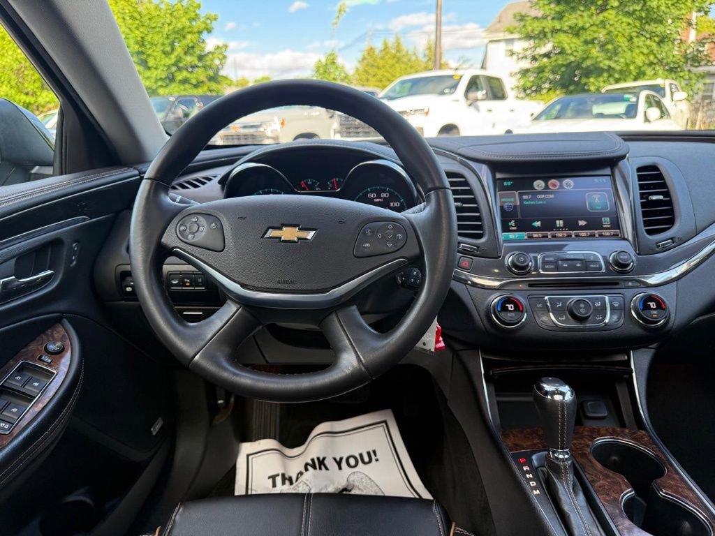 Used 2015 Chevrolet Impala LT FWD image 22