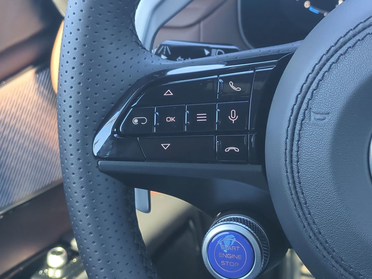 New 2026 Maserati Grecale Modena image 24