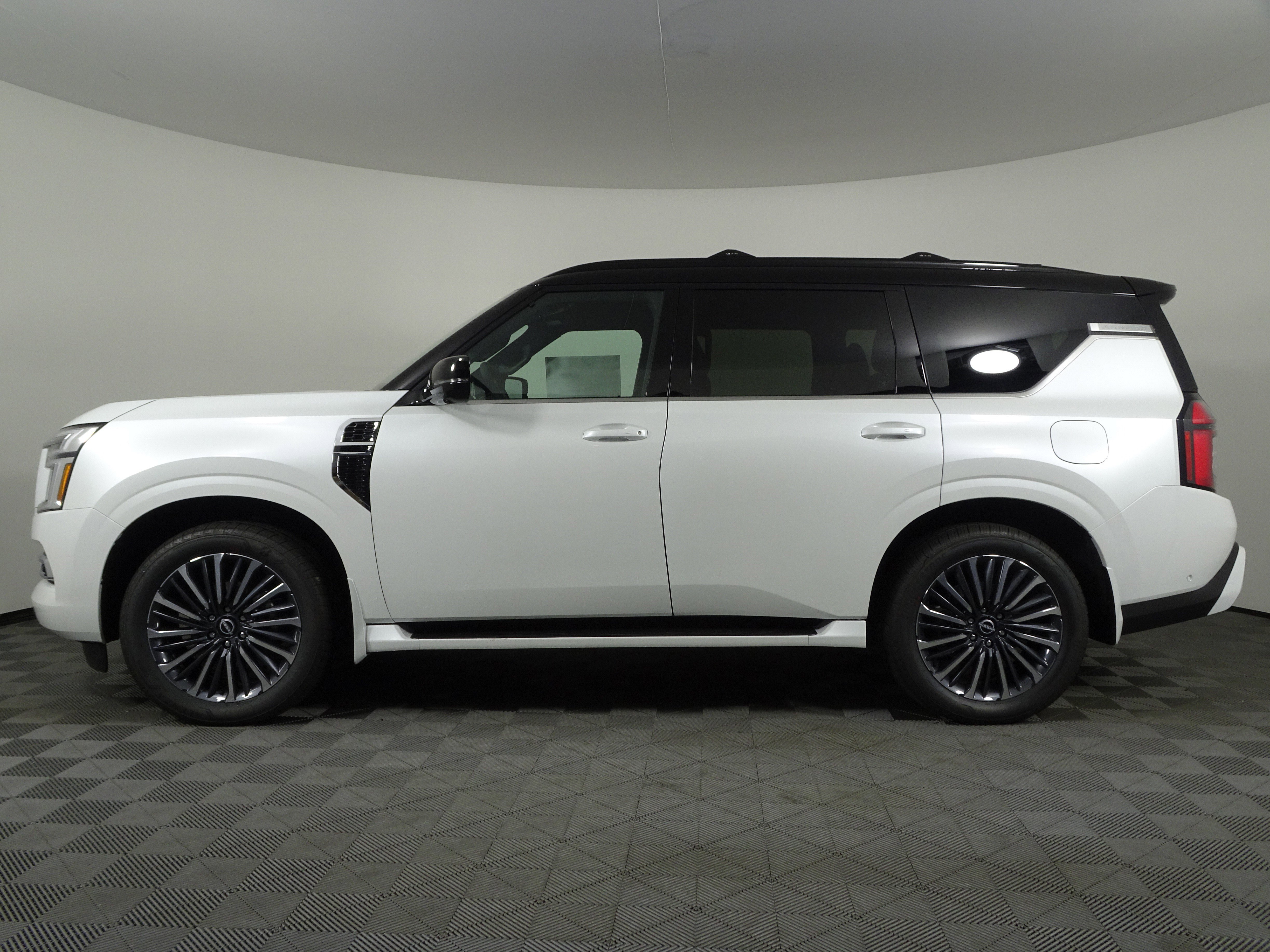 New 2026 Nissan Armada Platinum Reserve image 15