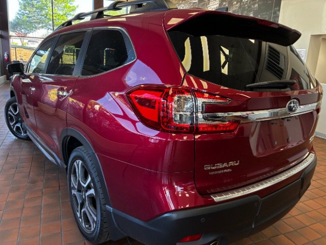 Used 2023 Subaru Ascent Touring AWD/4WD image 7