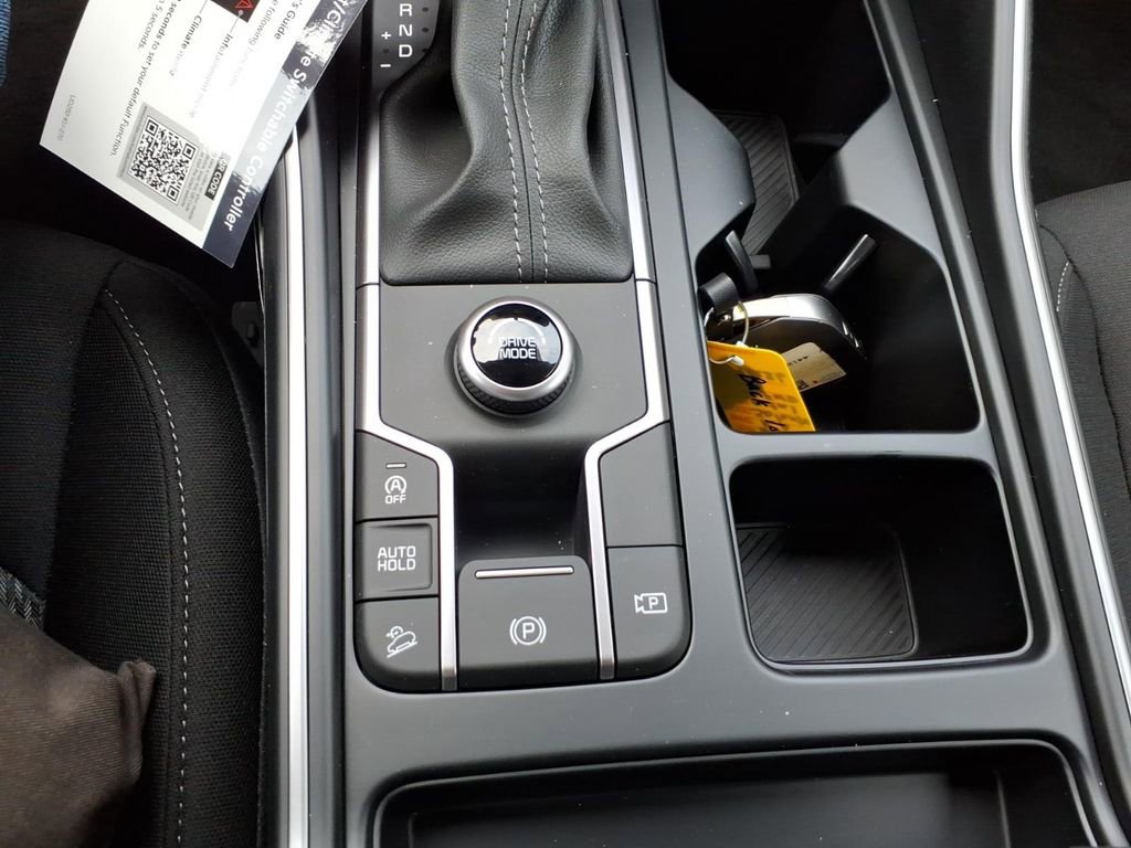 New 2026 Kia Sorento LX FWD image 19