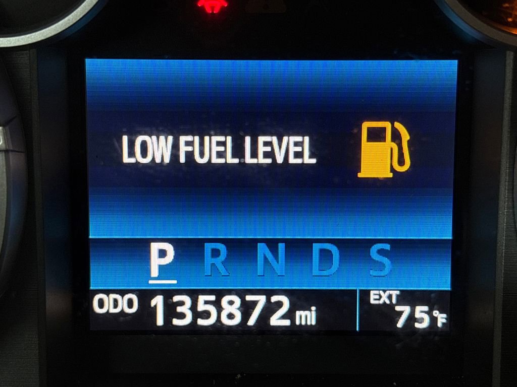 Used 2015 Toyota Tundra SR5 w/ SR5 Upgrade Package image 20