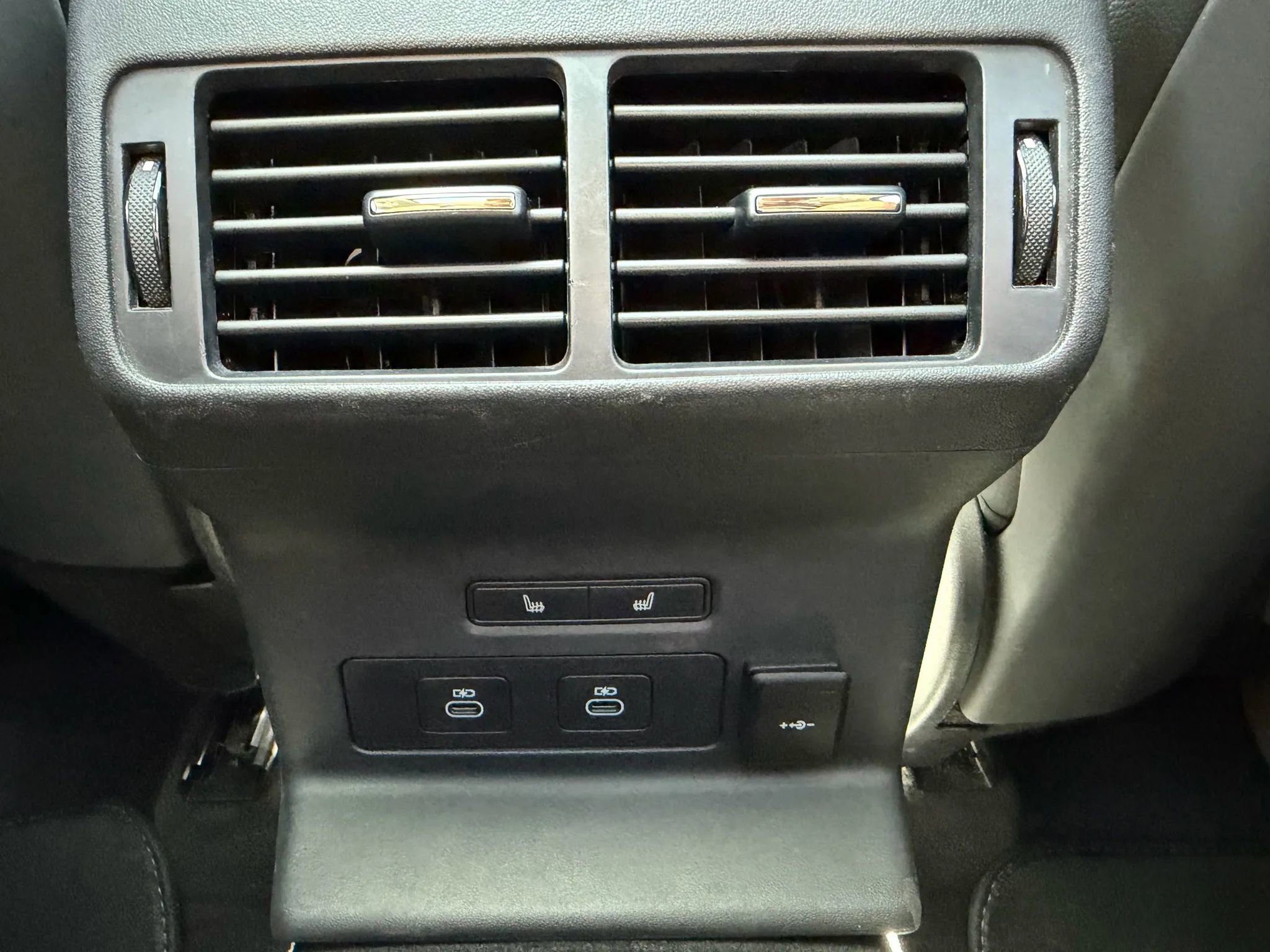 Used 2024 Land Rover Range Rover Velar S image 21