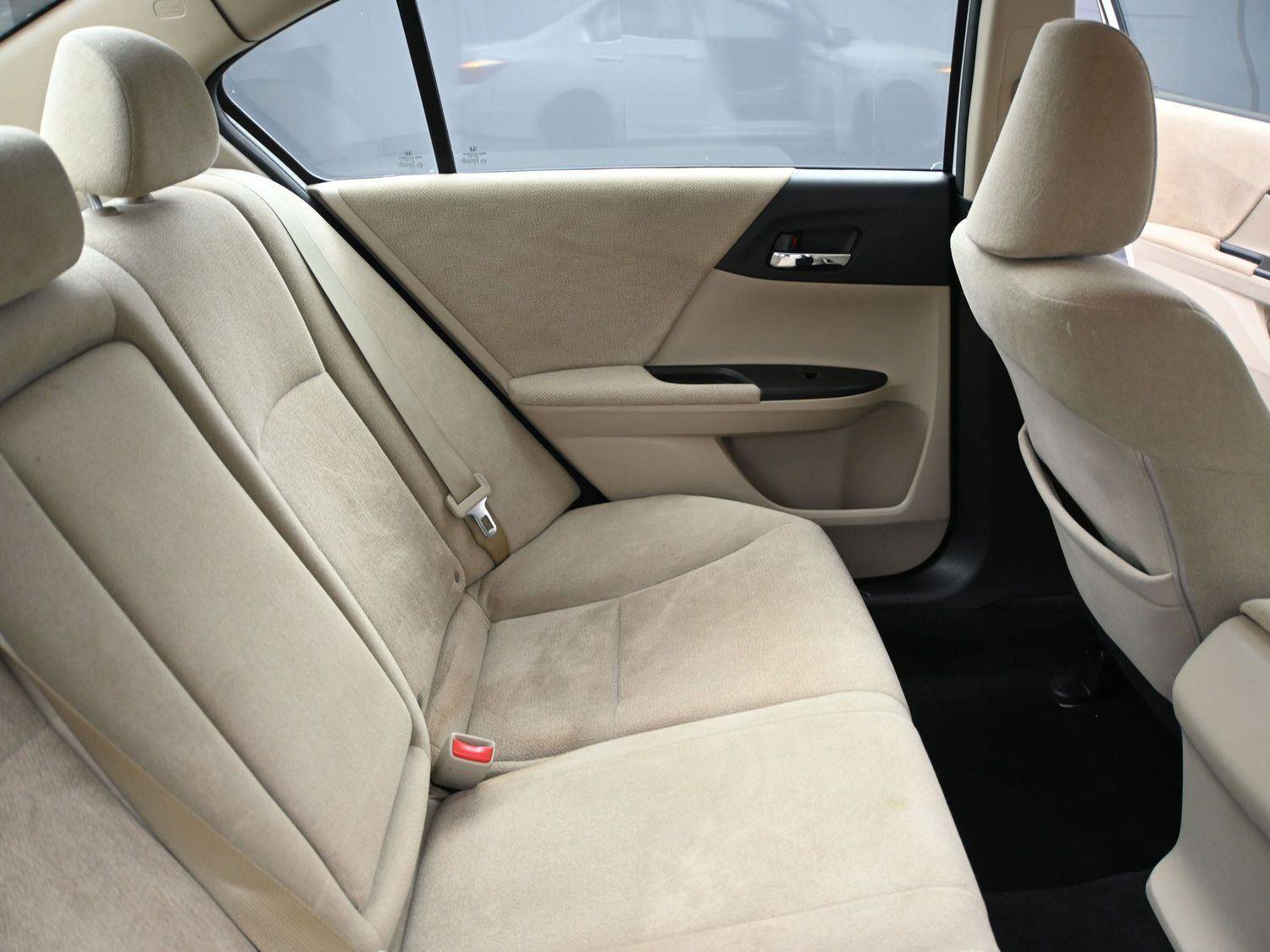 Used 2013 Honda Accord LX image 19