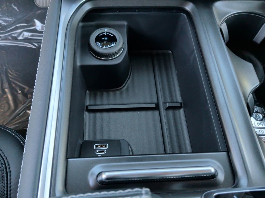 New 2026 Ford Expedition Platinum w/ Stealth Appearance Package image 33