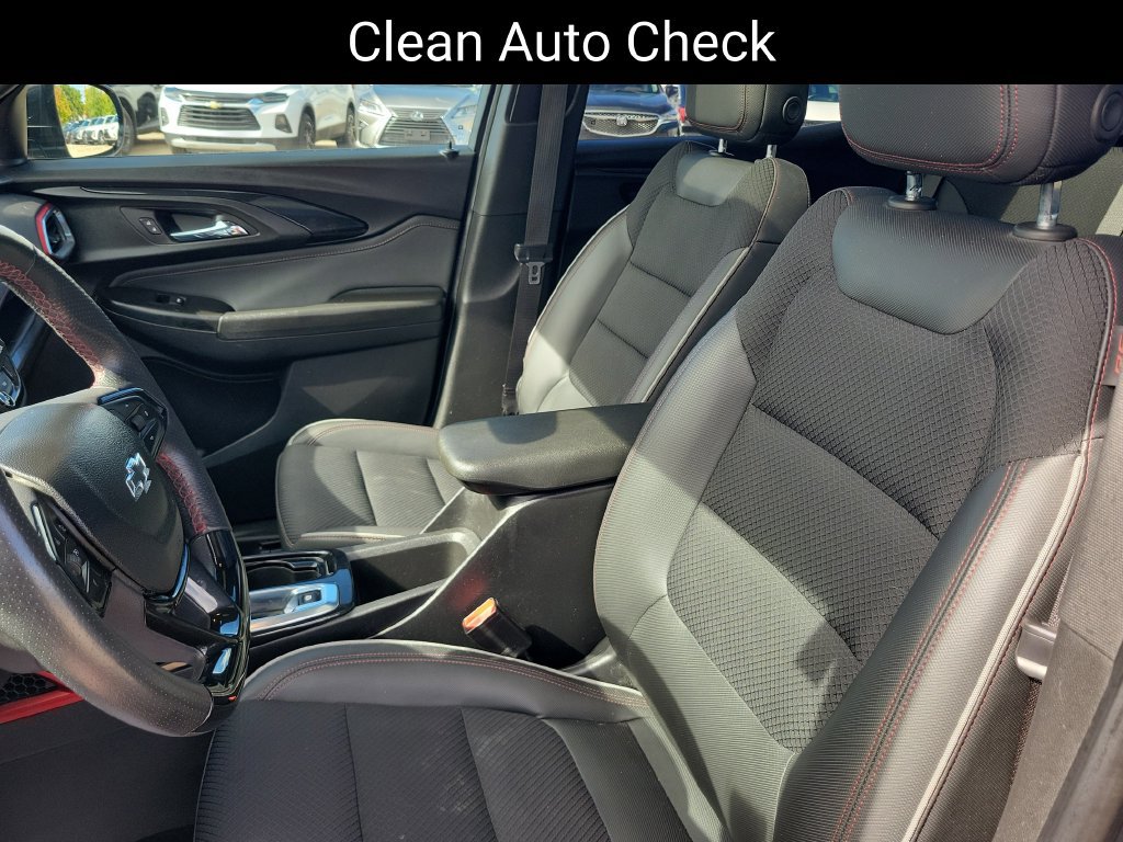 Used 2021 Chevrolet TrailBlazer RS w/ Sun and Liftgate Package AWD/4WD image 6