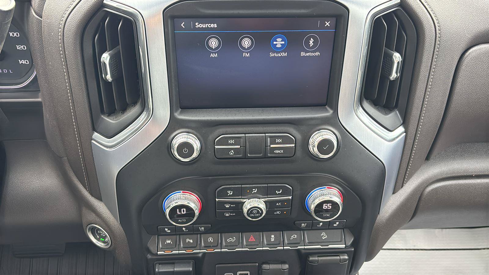 Used 2020 GMC Sierra 1500 SLT w/ SLT Premium Plus Package AWD/4WD image 31