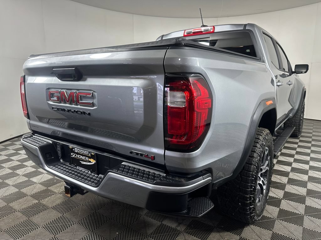 Used 2024 GMC Canyon AT4 AWD/4WD image 5