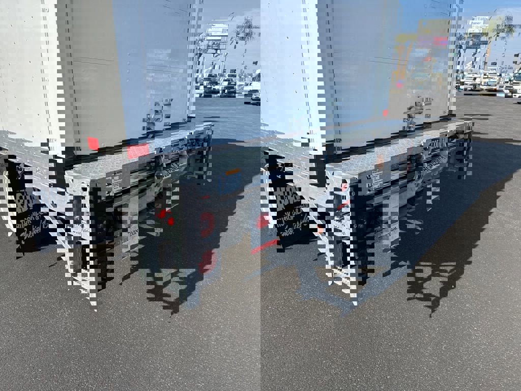 New 2024 Chevrolet Low Cab Forward image 16