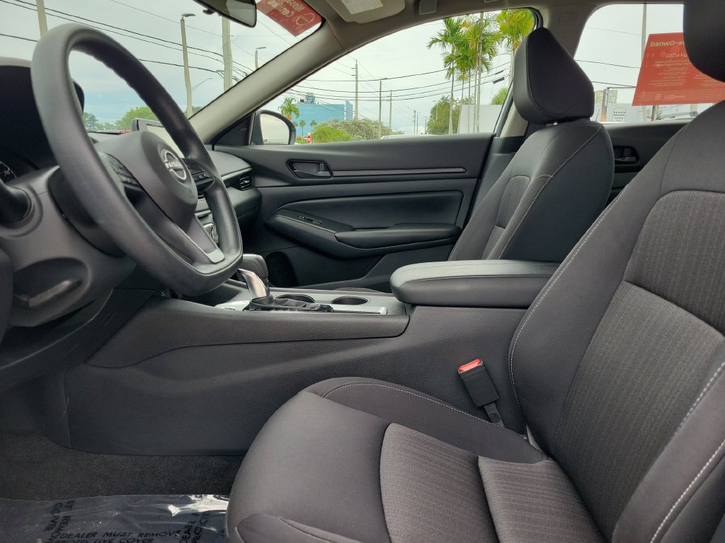 Certified 2024 Nissan Altima 2.5 S FWD image 24