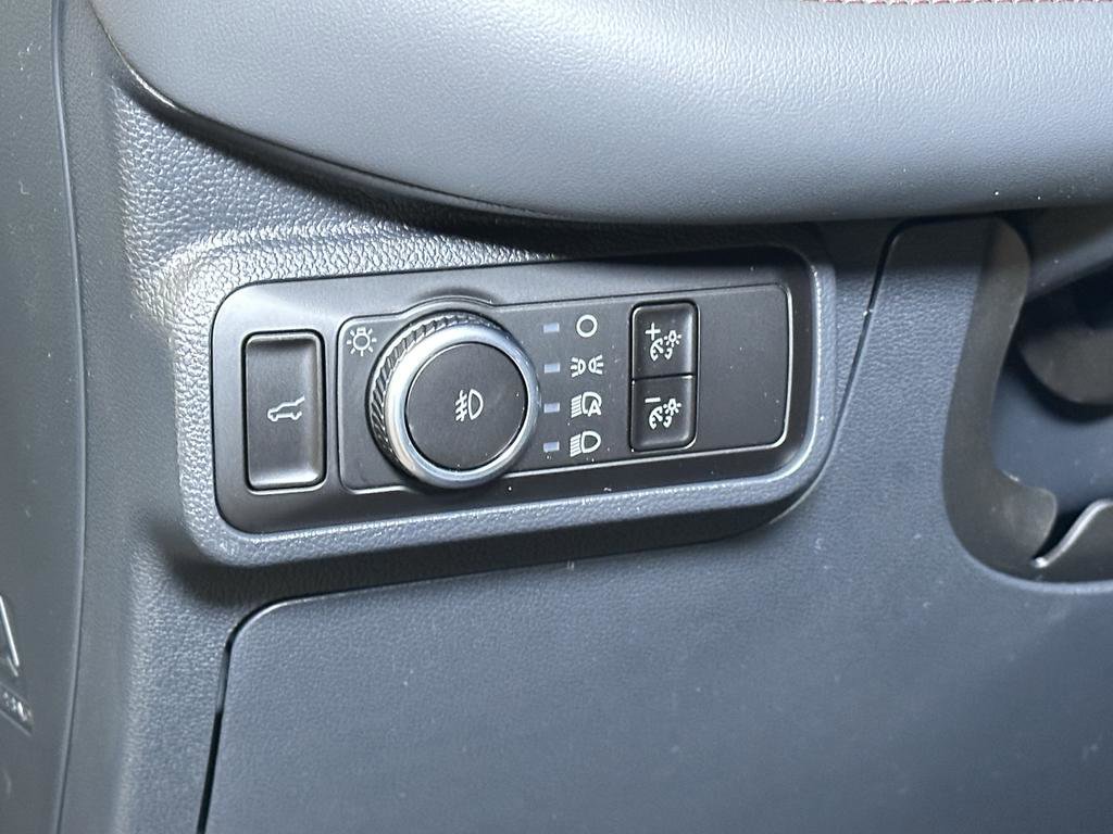 New 2026 Ford Explorer Active w/ Active Comfort Package image 21