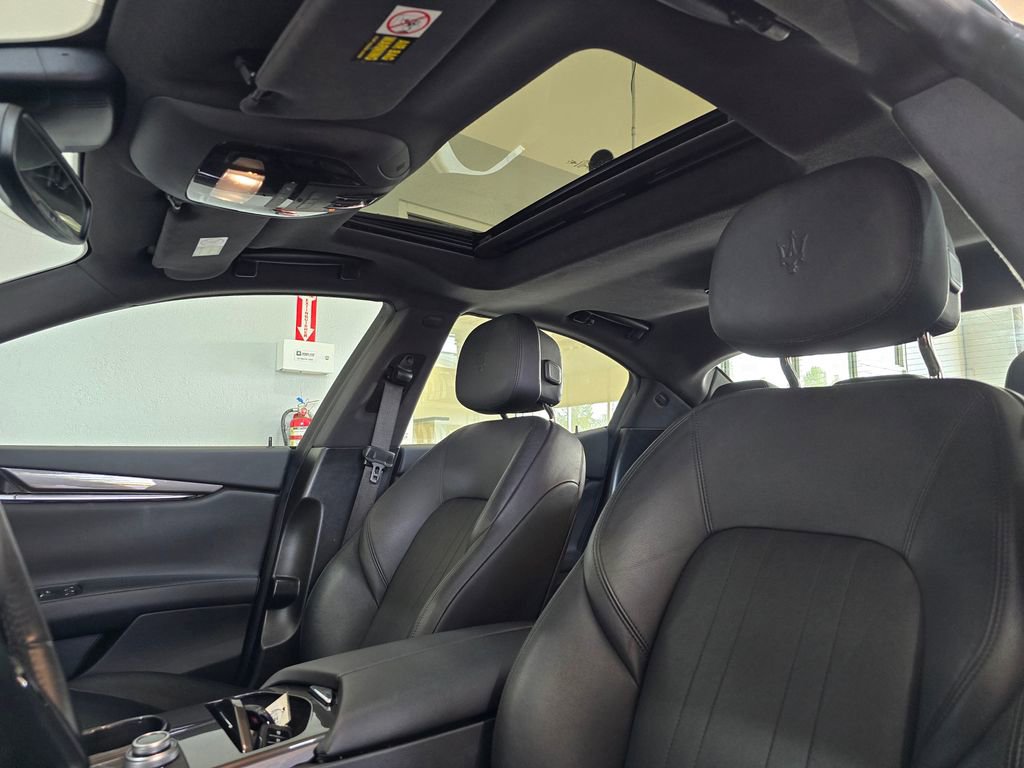 Used 2018 Maserati Ghibli image 22