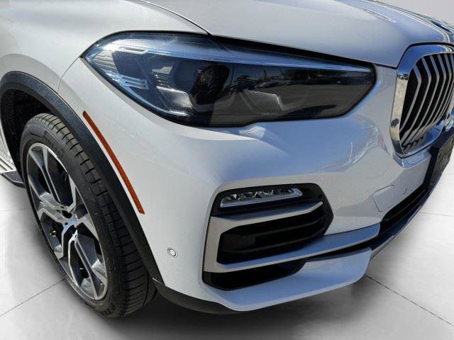 Used 2020 BMW X5 xDrive50i w/ Premium Package AWD/4WD image 11
