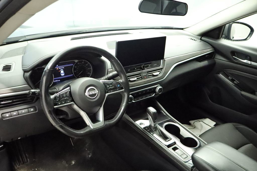 Used 2023 Nissan Altima 2.5 SV w/ SV Premium Package AWD/4WD image 29