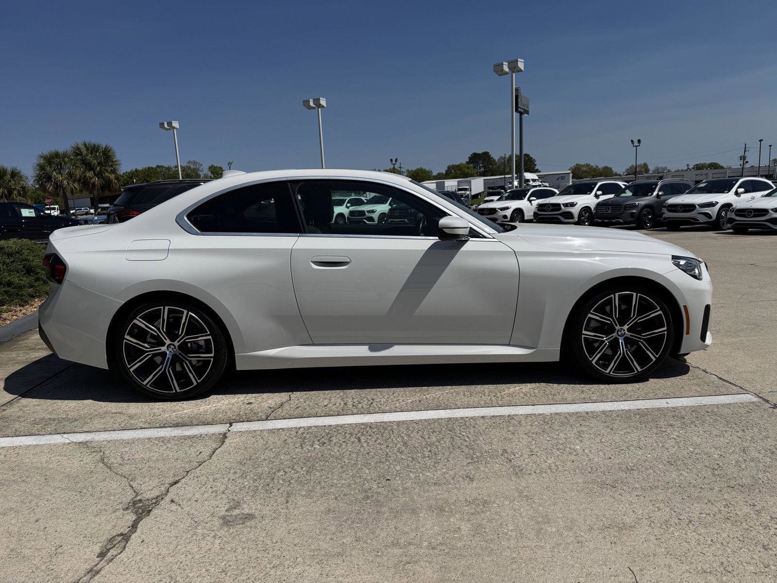 Used 2022 BMW 230i 230i w/ Convenience Package image 27