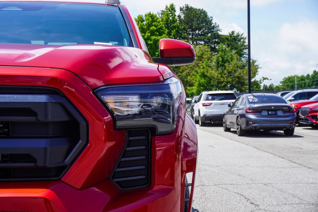 Used 2024 Toyota Tacoma SR5 w/ SR5 Upgrade Package RWD image 37